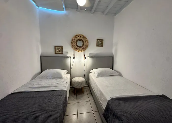 Cosy Home At Kalafatis Beach - Cielo Homes